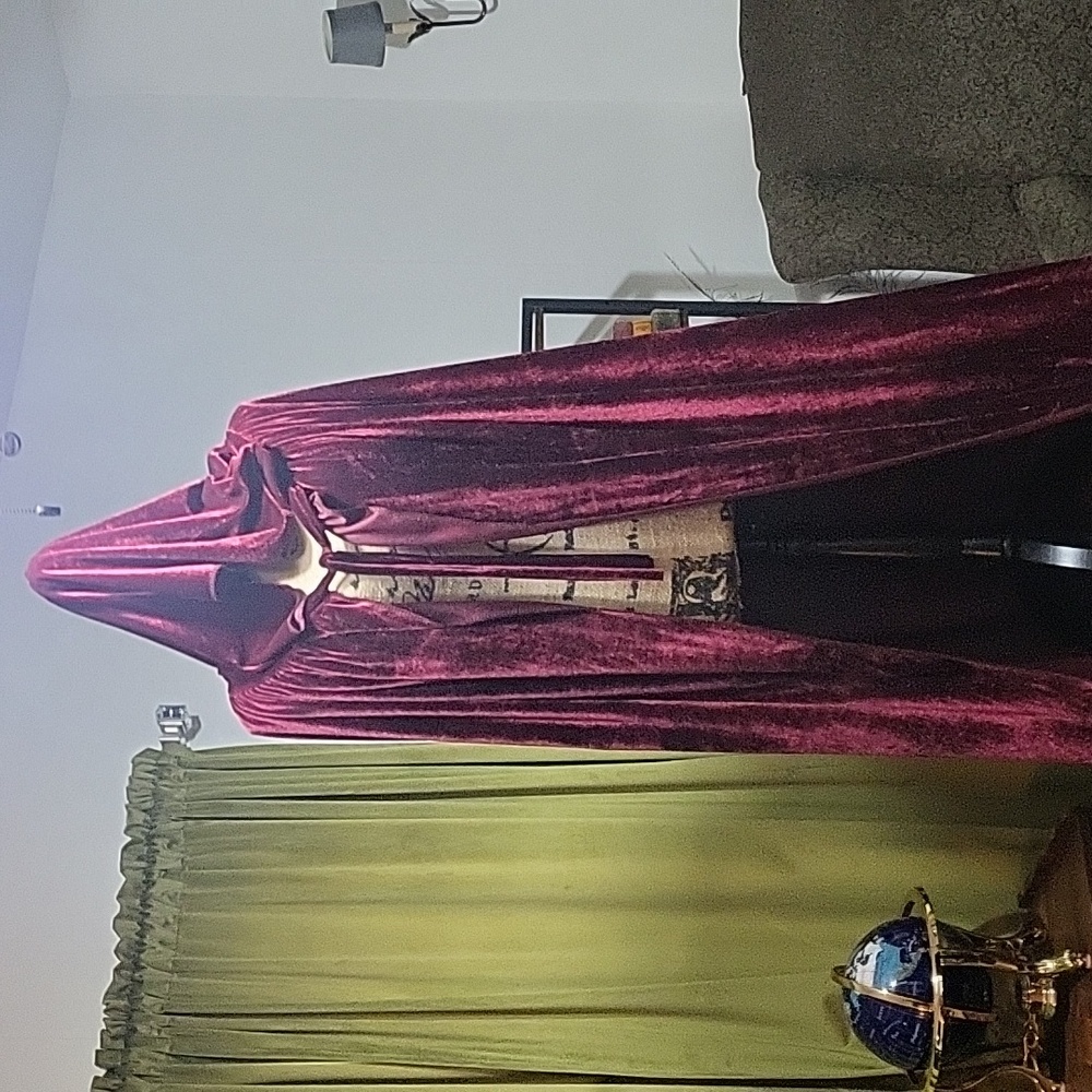 Luxurious Velvet Cape in Rich Burgundy     16" Shoulder To Shoulder   67" Length